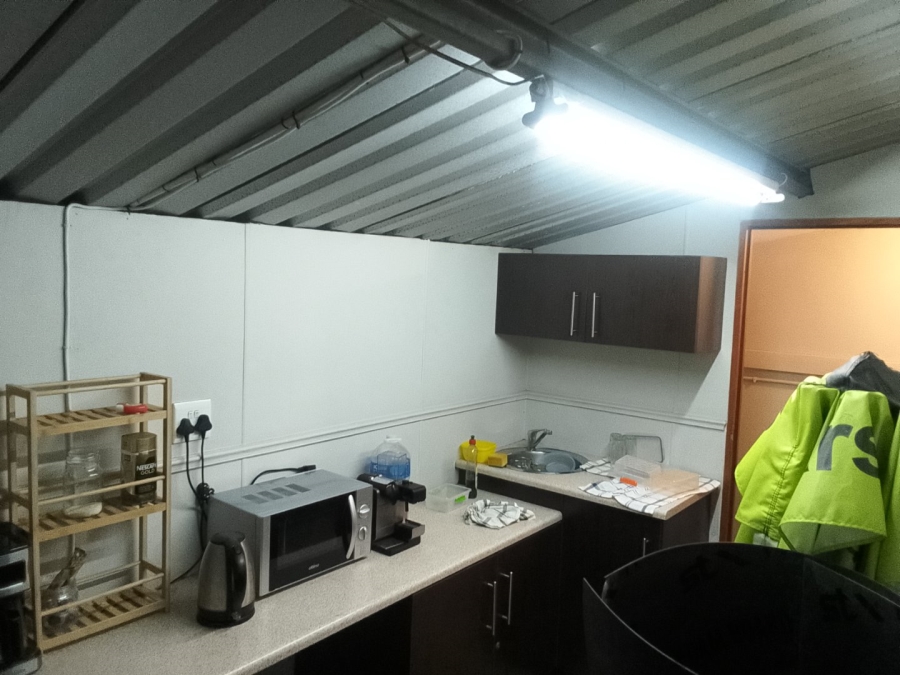 Commercial Property for Sale in Tamsui Industria Western Cape